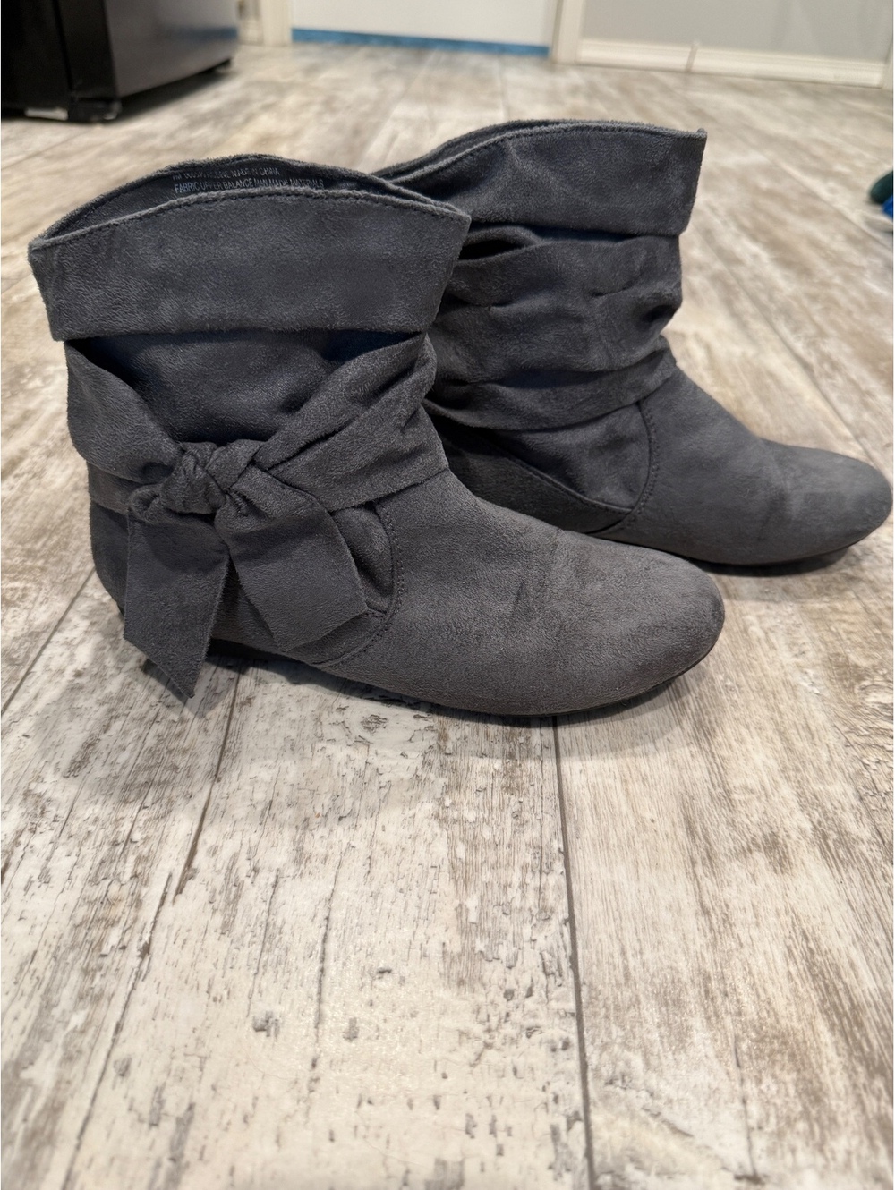 Fashion Bug Gray Bow Slouch Ankle Boots Size 7 Boho Y2K
